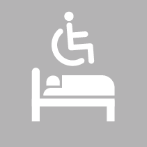 Cabines accessibles aux personnes en fauteuil roulant avec installations sanitaires